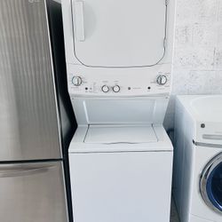 GE Washer and Electric Dryer Laundry Center SpaceMaker Like New FREE DROP OFF