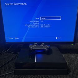 Ps4 w controller & cables