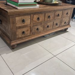 Coffee Table With Storage 