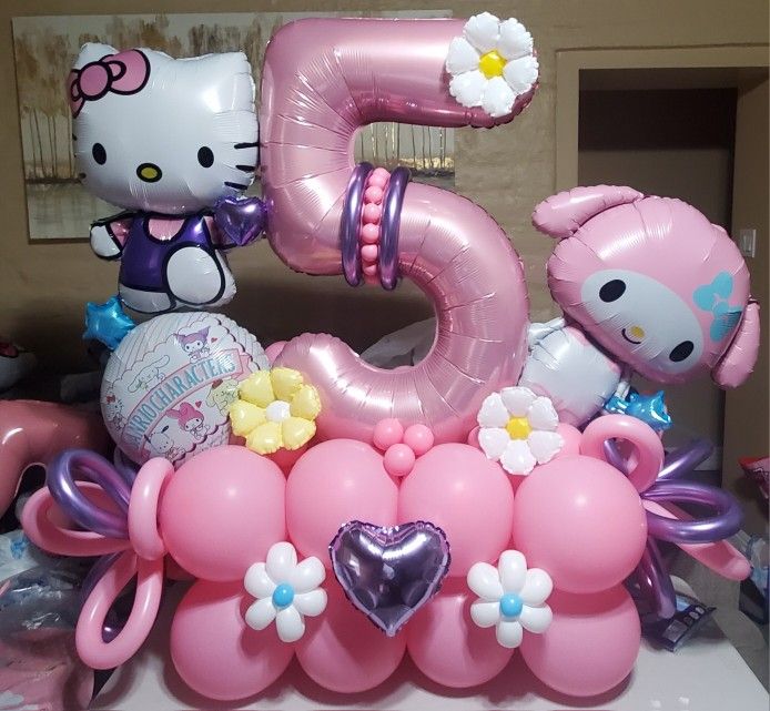 Hello Kitty and My Melody Balloon Bouquet