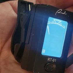 Clip On Tuner For Strings 