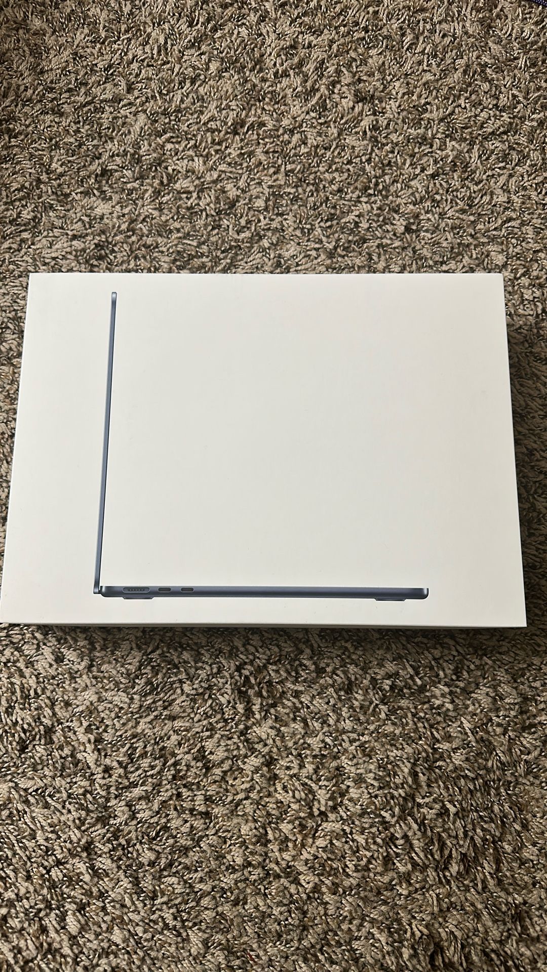 MacBook Air Empty Box