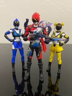 S.H. Figuarts Akiba Rangers bundle.