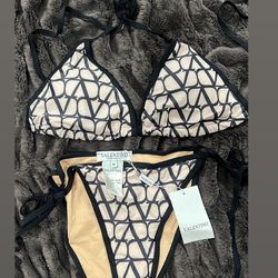  Bikinis  New With Tags Xl