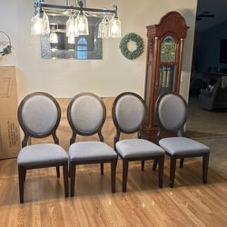 4 Chairs