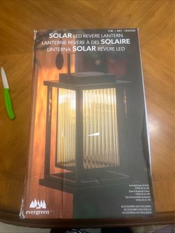 New Evergreen Enterprises Solar LED Revere Lantern, 1934250 New, Box opened