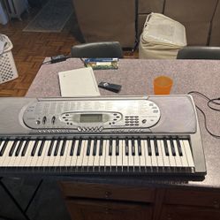 Casio Ctk 574 Electric Keyboard