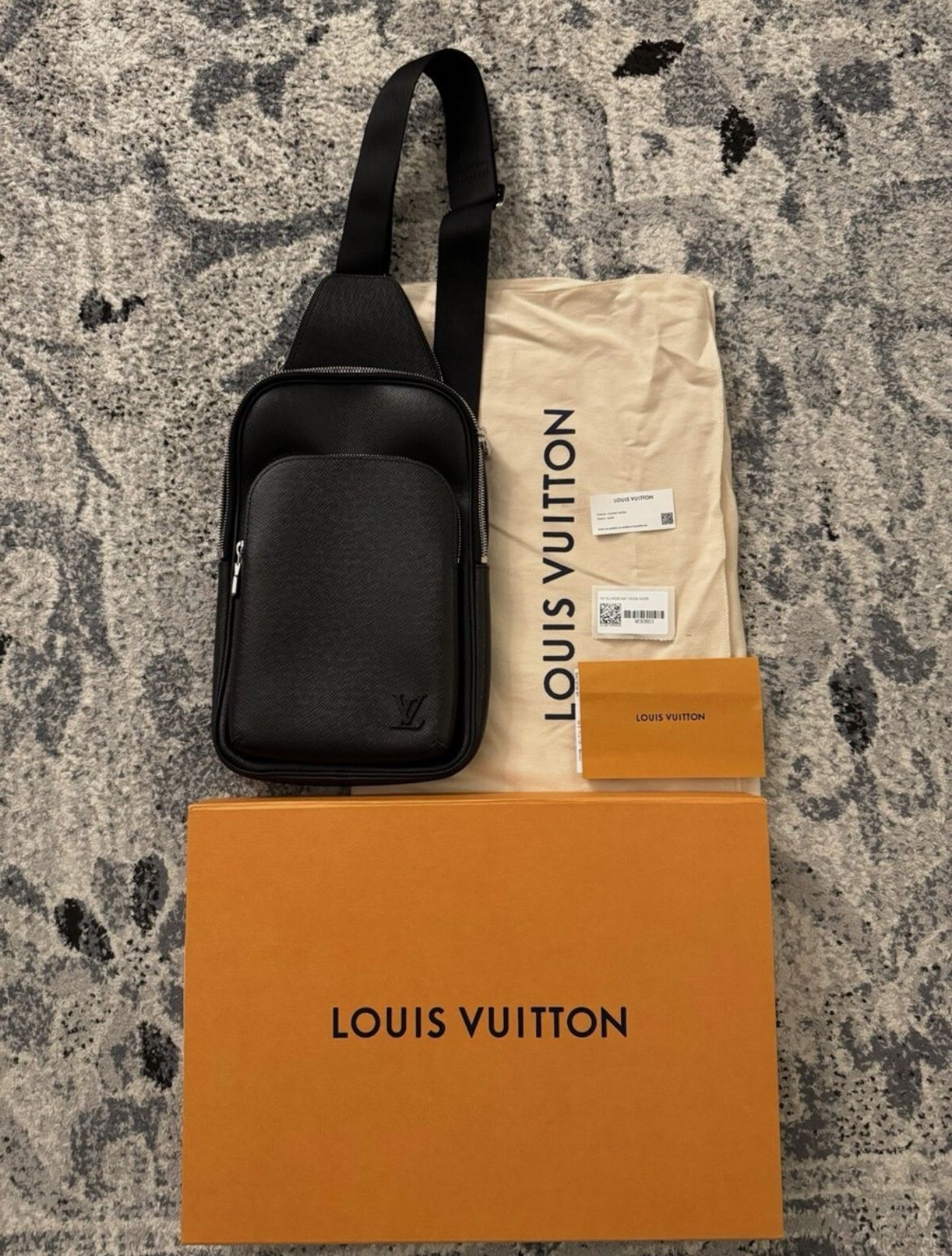 Louis Vuitton Avenue Sling Bag NM M30863 BRAND NEW W/ BOX AND BAG