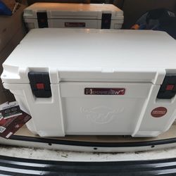 Moosejaw Ice Fort 50-Quart Hardshell Cooler