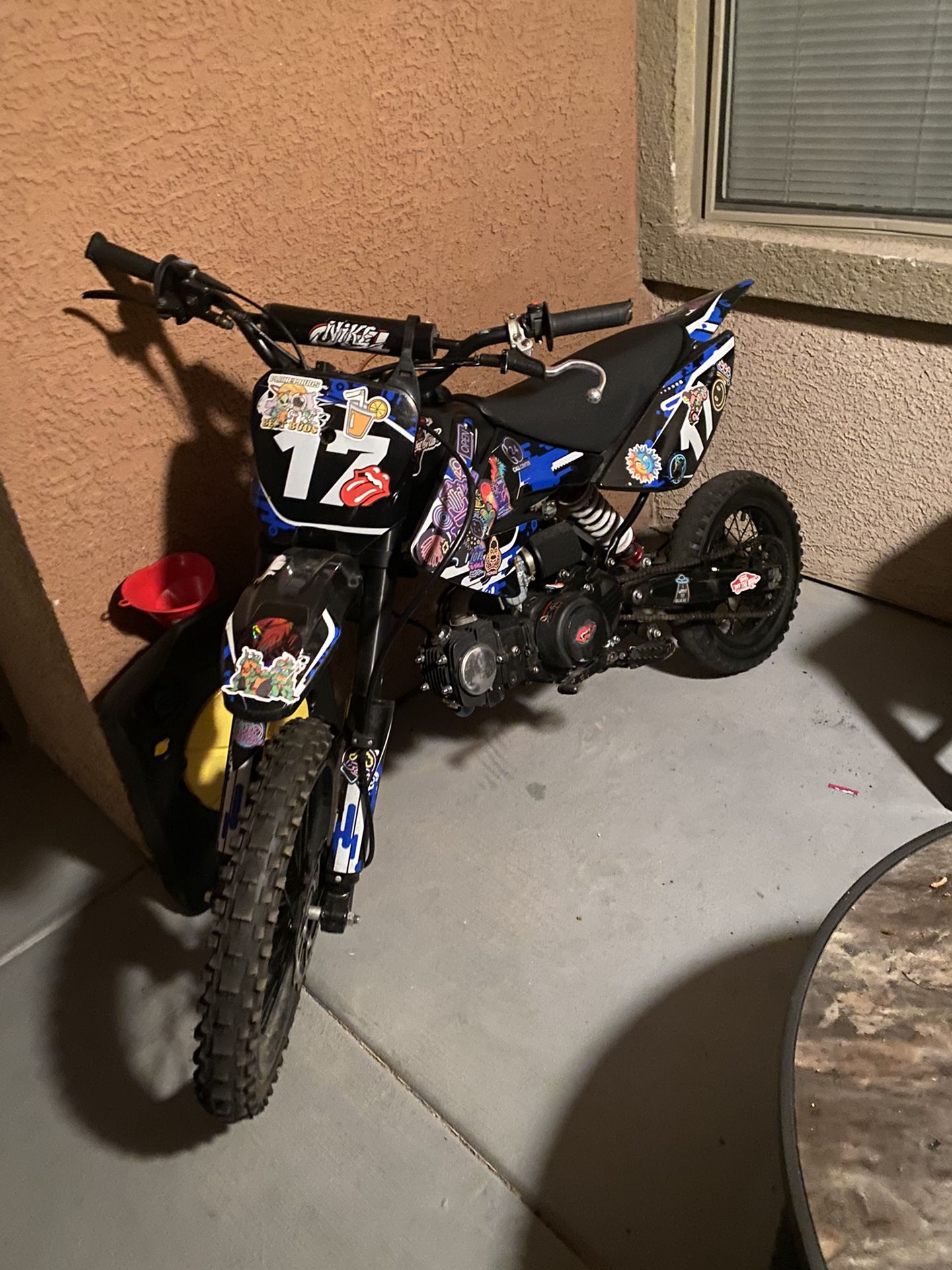 125cc Dirt Bike If Post Is Up Bike Is Available 