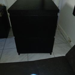 Mesita De Noche. De Gratis