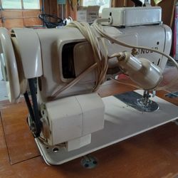 1960's Singer Sewing Machine