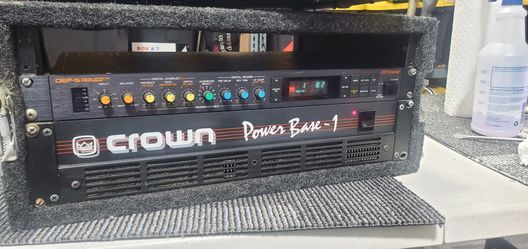 Roland dep-5 digital effects t proccesor and crown power base 1 sound equipment  all working good 💯🔥💯🔥🔊🔈🔉📢