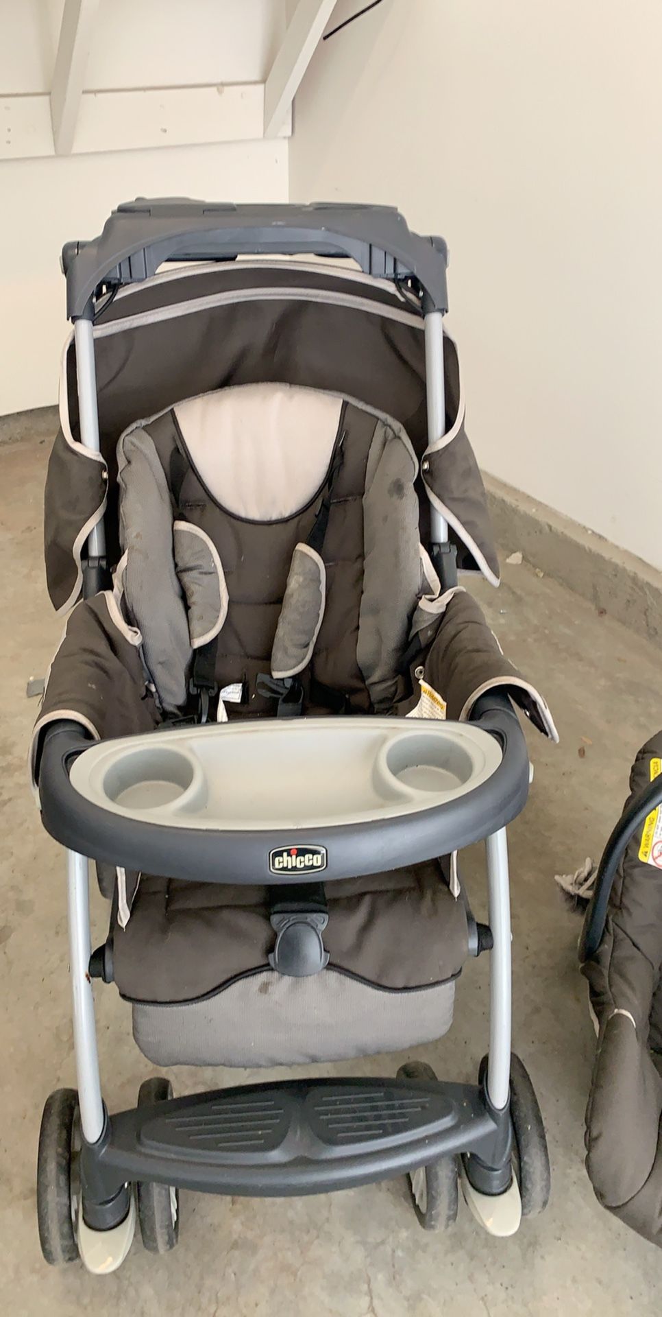 Chicco Stroller with car seat