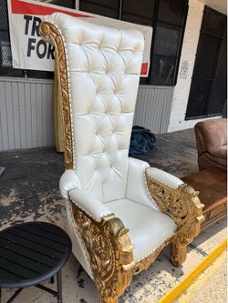 Throne! High Back Chair! Delivery Available!