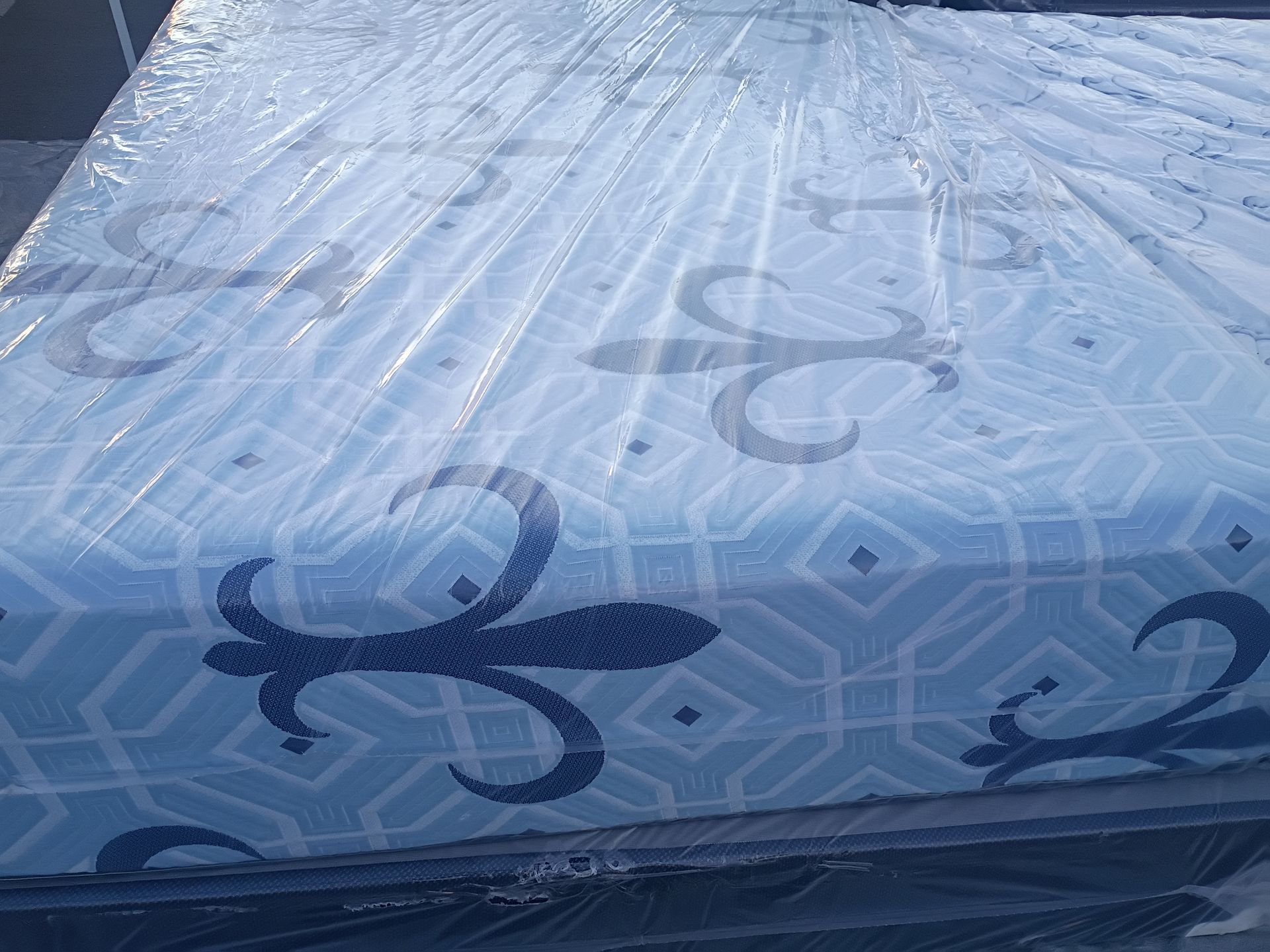 Brand new queen size memory foam mattress and box spring free delivery depends on location