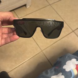 Dolce Cabana Sun Glasses Almost New 