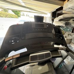 ***BEST OFFER*** 2016 Nordic Track 1750 Treadmill / USED