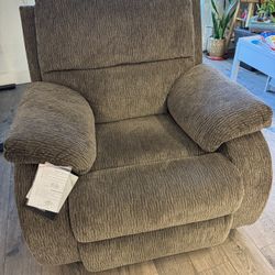 Brand New Recliner Sofa Chair