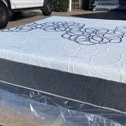 Cal King Organic Hybrid Cooling Gel Memory Foam Mattress! 