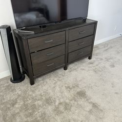 Six Drawer Dresser 