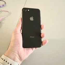 IPhone 8 64gb (AT&T/cricket)
