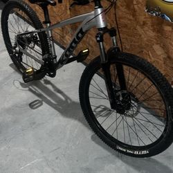 Kona Lana’i Mountain Bike