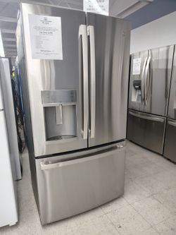 $999.5 (THIS WEEK ONLY: 50% OFF FRENCH 3 DOOR REFRIGERATORS) GE Profile Counter Depth Refrigerator