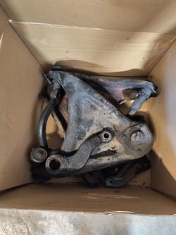 58- 64 Chevrolet passenger car used upper and lower control arm
