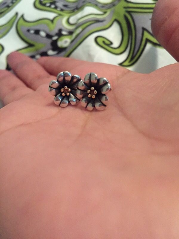 James Avery April flower earrings retired