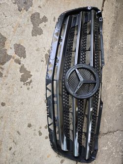Mercedez Benz Grill 2014 To 2018