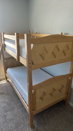 bunk beds, Twin size, including 2 mattresses