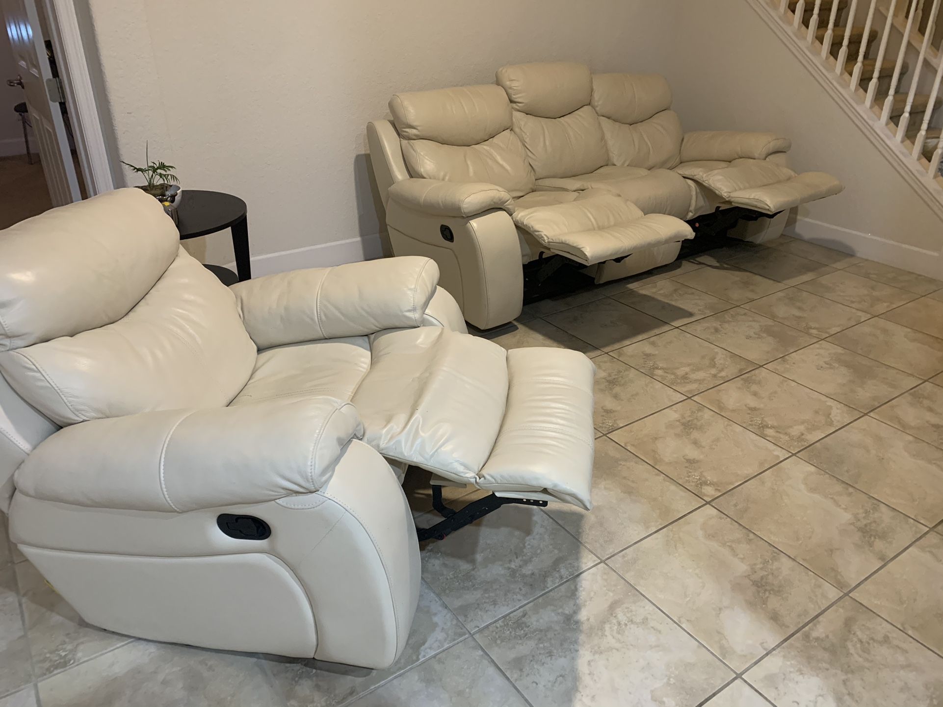 Kane’s Furniture Recliners for Sale in Kissimmee, FL OfferUp