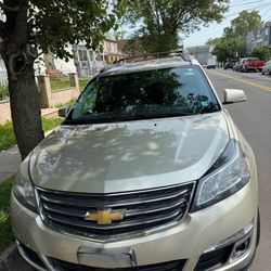  $ 2500 Chevroleth Traversa 2015 Negociable
