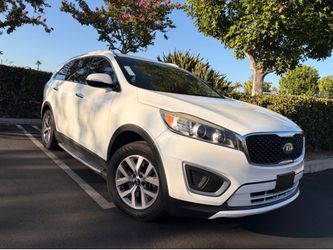 2016 Kia SORENTO 7 Passengers
