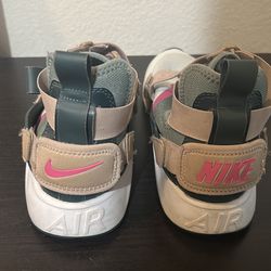 Nike high top slip on size 10 women’s