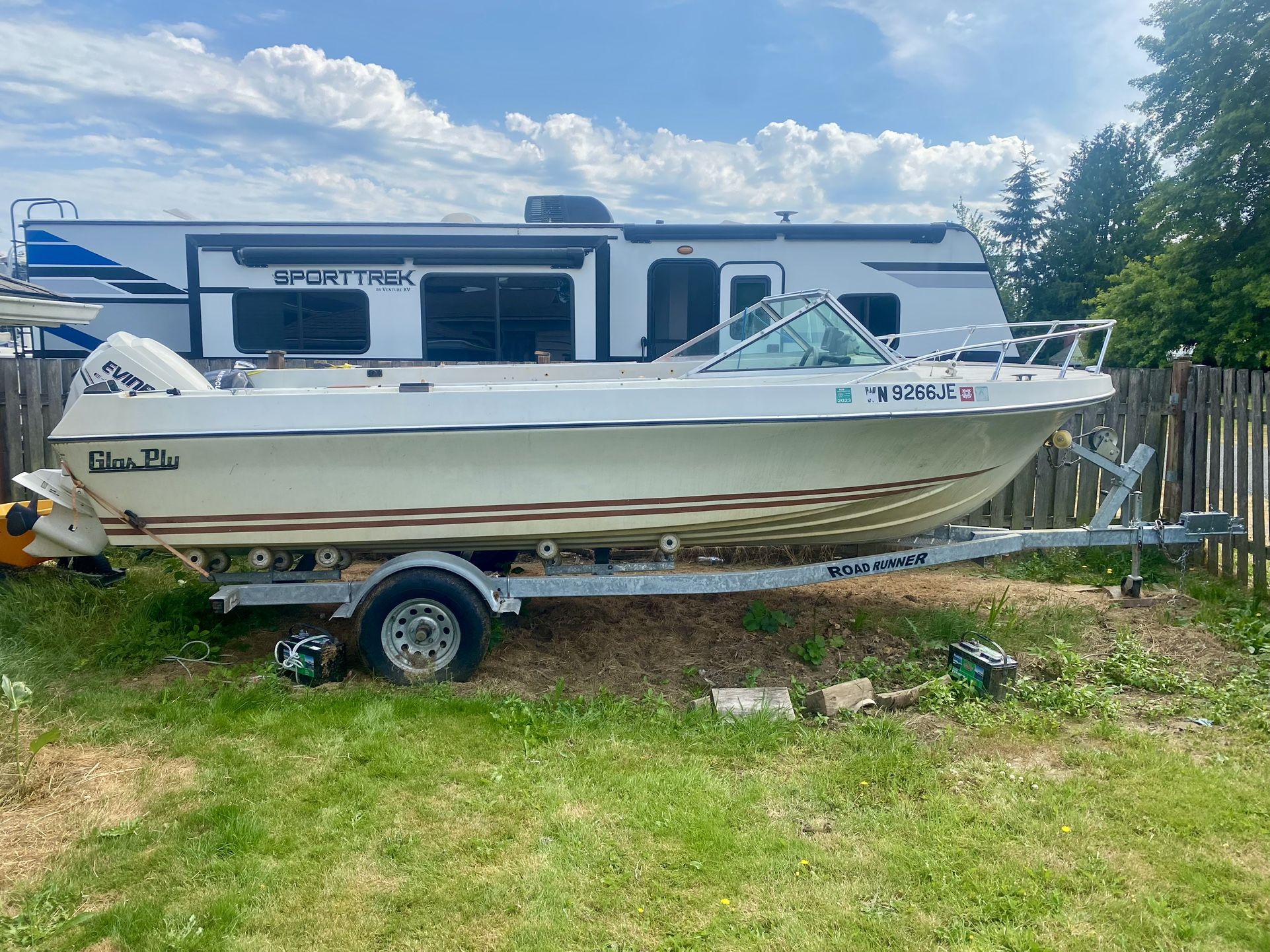 1974 Glasply Boat