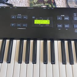 Vintage Alesis QS6 Synthesizer + Extras 