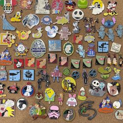490 Disney Pins (Assume All Scrappers) 