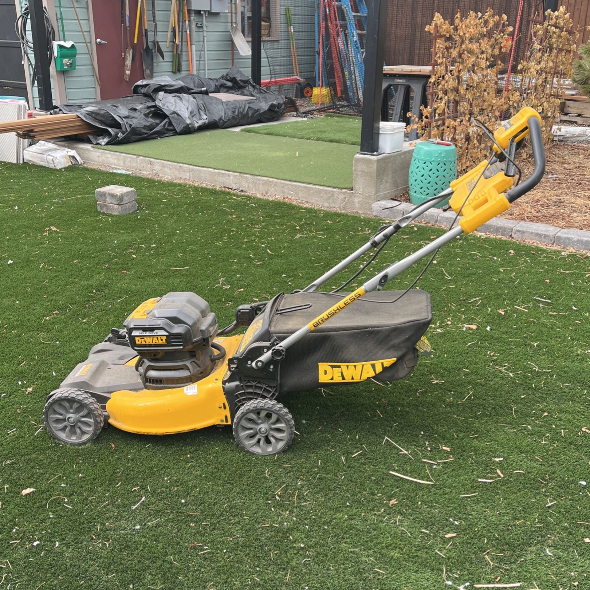 Black and Decker Mower Deck for Sale in Denver, CO - OfferUp