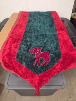 Vintage Christmas Chenille Table Runner Red Green Embroidered Moose Tassel