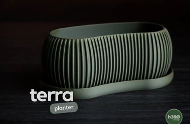 Self Water Terra Planter 