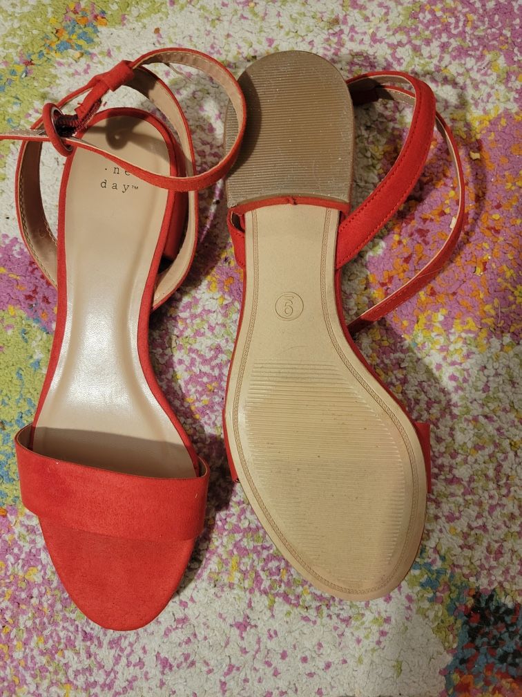 Women’s Red Sandals - New! (Size 9)