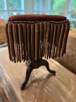 1800s Chicago & New York Tonk Piano Stool Claw And Ball Iron Base and Feet