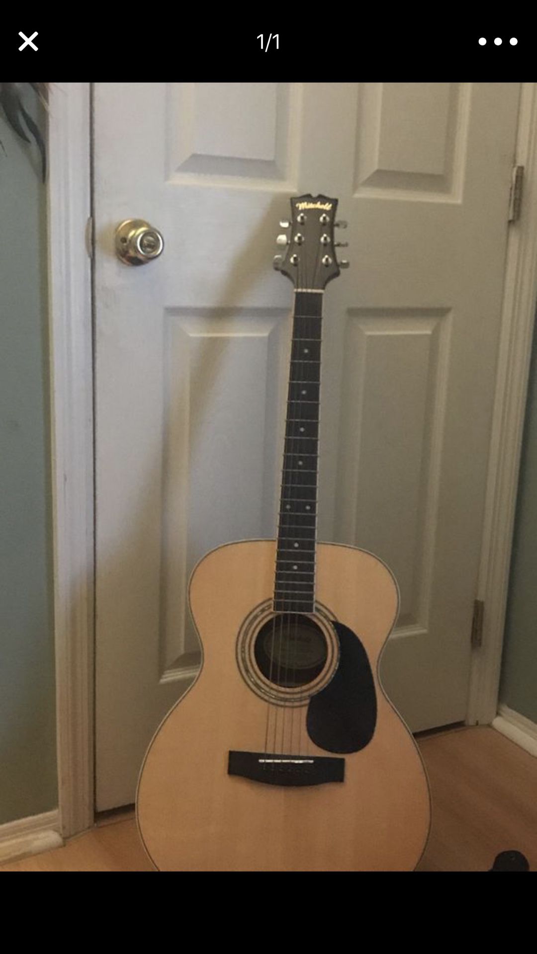 SELLING MITCHELL ACOUSTIC GUITAR FOR 95