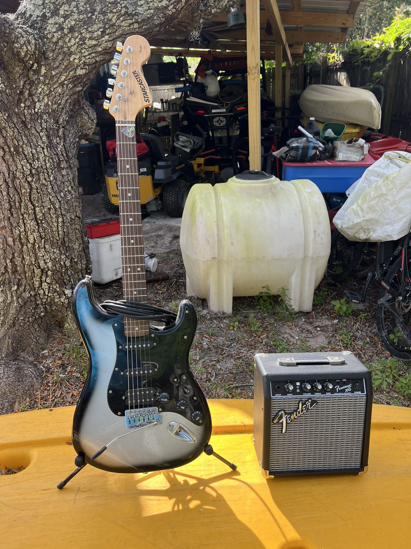 Electric guitar And Amp.