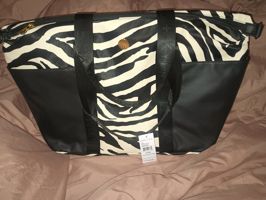 Kendall+Kylie Purse