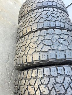 4 used tires Lt35x12.50r18 Toyo AT111 OpenCountry $299.00
