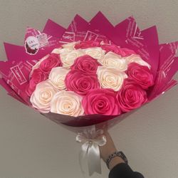 Eternal Roses / Ramos Buchones 