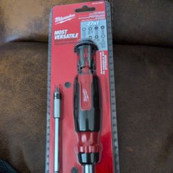 MILWAUKEE. Most Versatile Screwdriver 